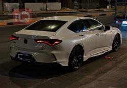 ئاکورا TLX
